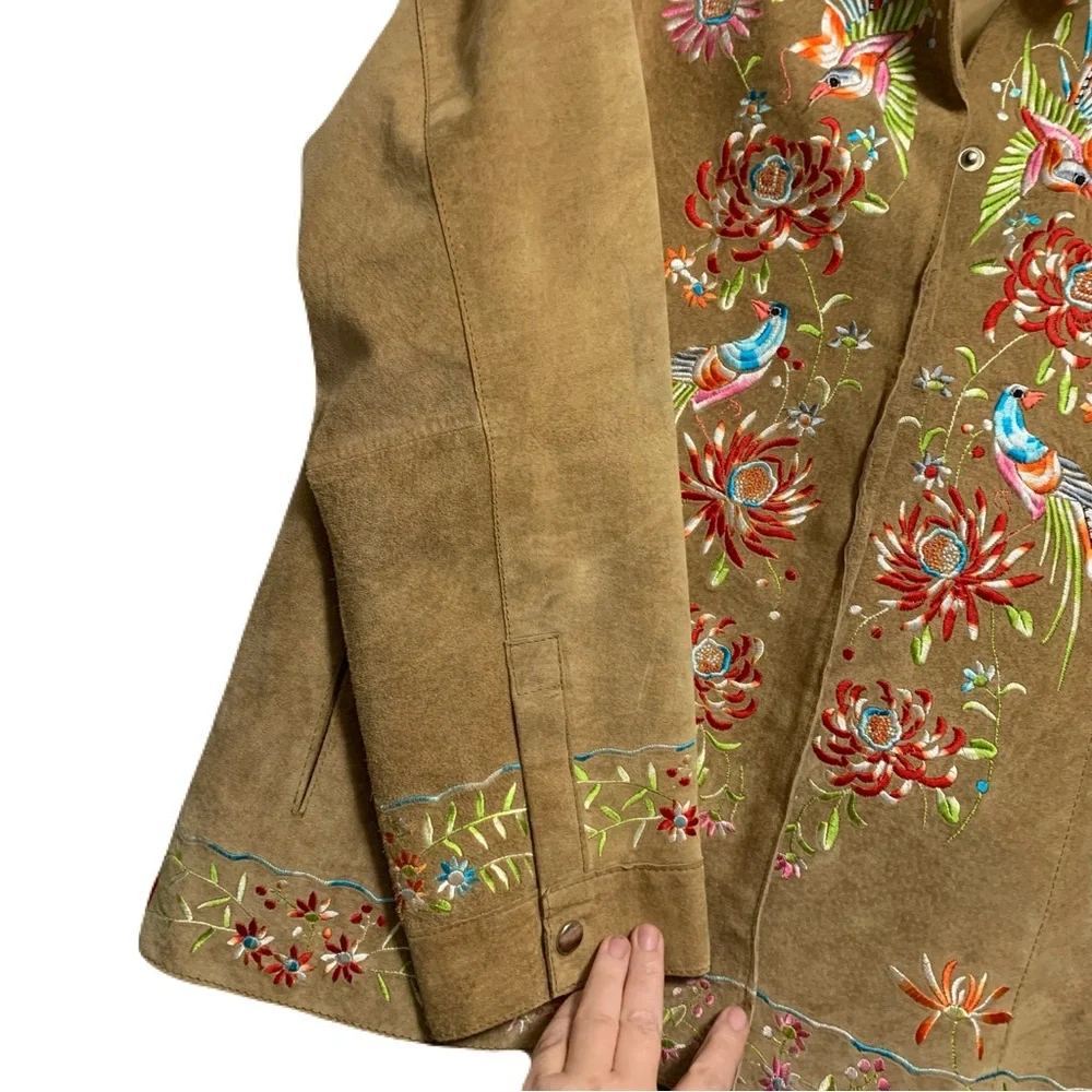 Vintage Avanti New York Small Tan Suede Leather Floral Bird Embroidered Jacket - Picture 2 of 15